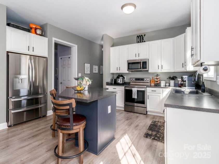 4658, 4654, 4652 Rocky Hollow Road, Davidson, NC 28036.  MLS# CAR4272778, YatesRealty ID 20647. 