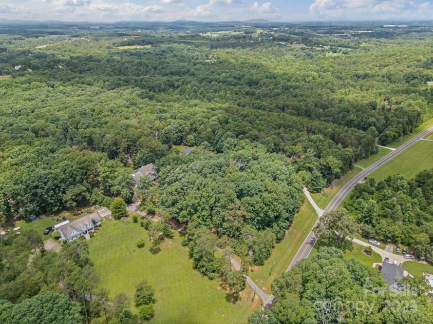 217 Blossom Hill Road, Lincolnton, NC 28092.  MLS# CAR4239929, YatesRealty ID 20648. 