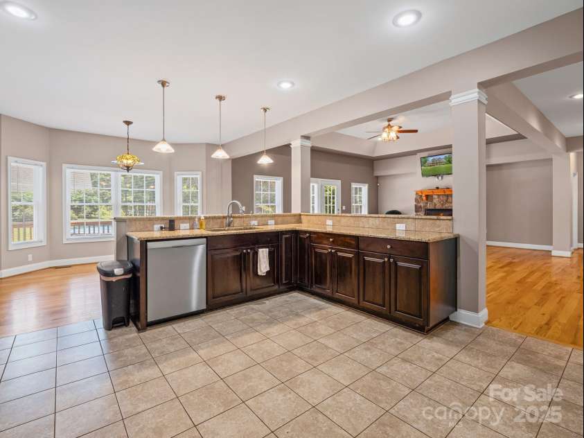 217 Blossom Hill Road, Lincolnton, NC 28092.  MLS# CAR4239929, YatesRealty ID 20648. 