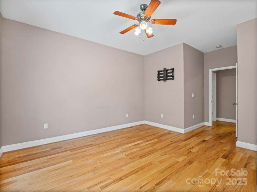 217 Blossom Hill Road, Lincolnton, NC 28092.  MLS# CAR4239929, YatesRealty ID 20648. 