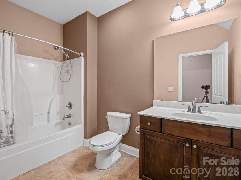 217 Blossom Hill Road, Lincolnton, NC 28092.  MLS# CAR4239929, YatesRealty ID 20648. 