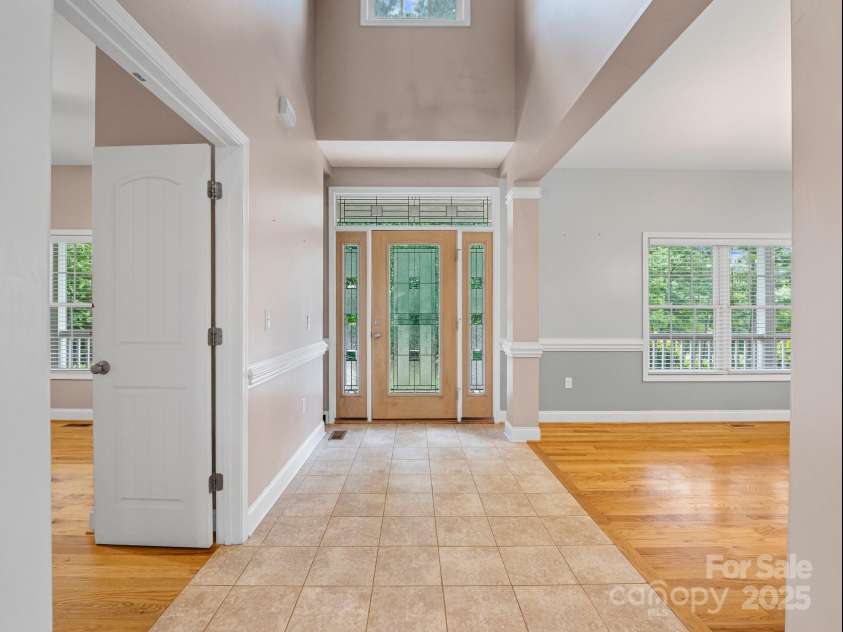 217 Blossom Hill Road, Lincolnton, NC 28092.  MLS# CAR4239929, YatesRealty ID 20648. FOYER