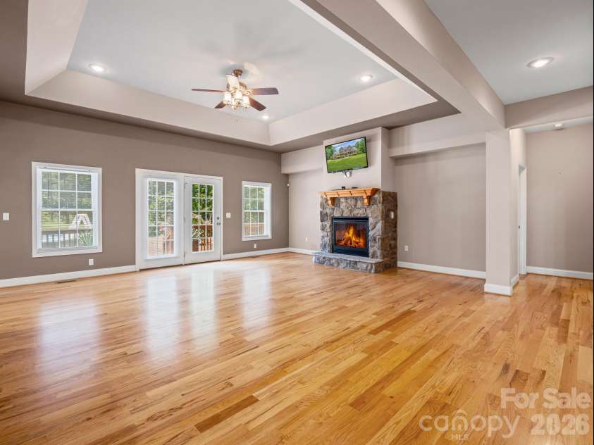 217 Blossom Hill Road, Lincolnton, NC 28092.  MLS# CAR4239929, YatesRealty ID 20648. LIVING ROOM OPEN FLOOR PLAN