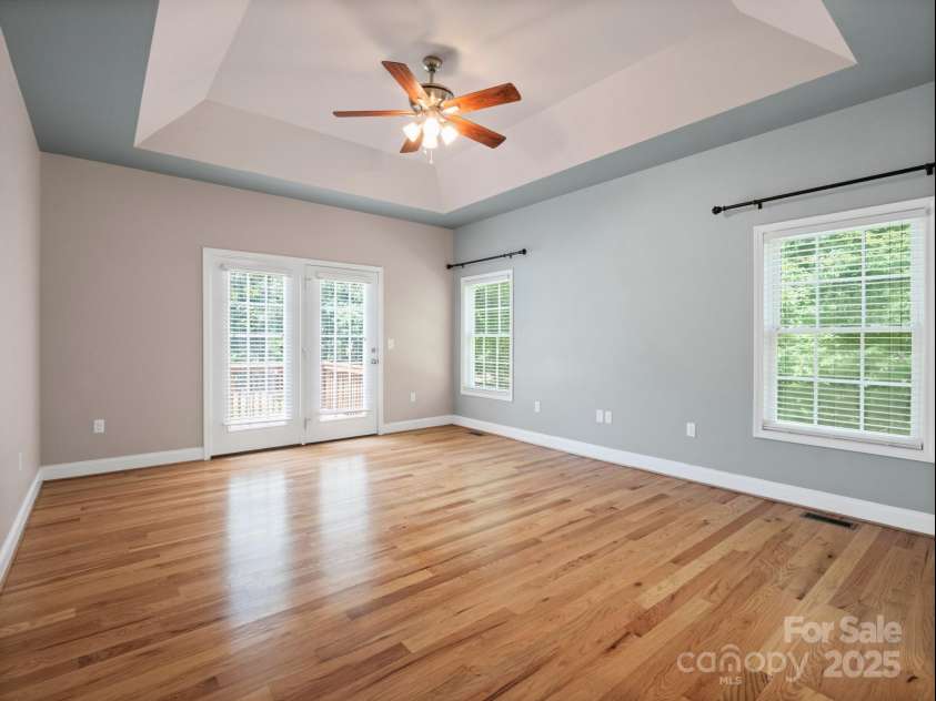 217 Blossom Hill Road, Lincolnton, NC 28092.  MLS# CAR4239929, YatesRealty ID 20648. PRIMARY BEDROOM