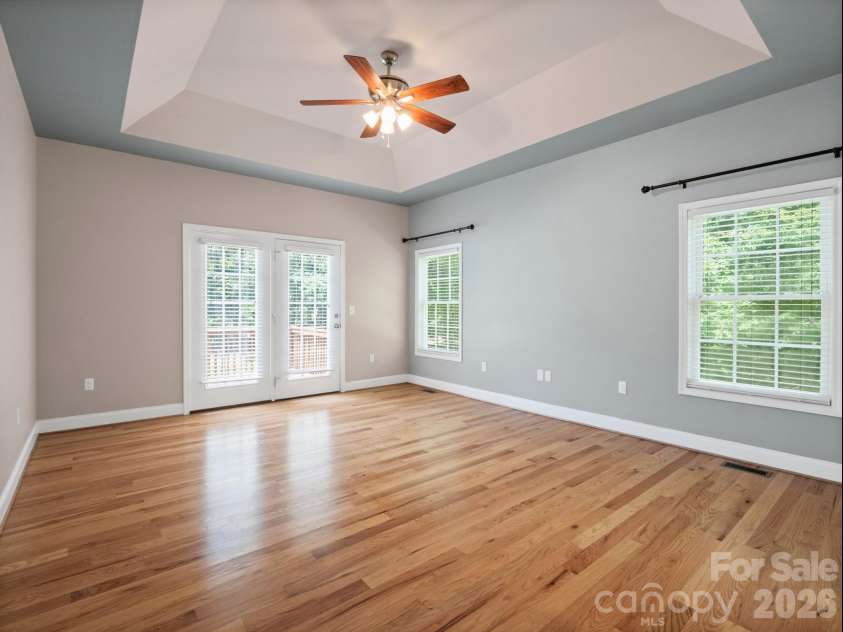 217 Blossom Hill Road, Lincolnton, NC 28092.  MLS# CAR4239929, YatesRealty ID 20648. PRIMARY BEDROOM