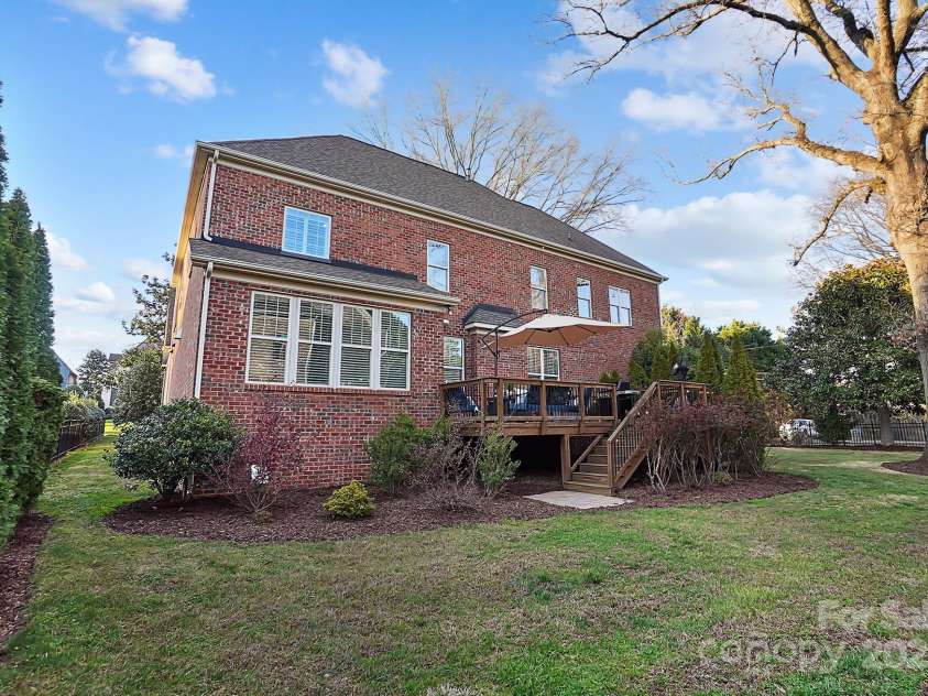 2305 Flintwood Lane, Charlotte, NC 28226.  MLS# CAR4233731, YatesRealty ID 2065. 