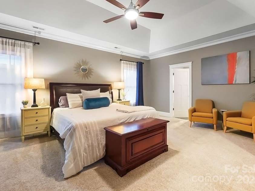 2305 Flintwood Lane, Charlotte, NC 28226.  MLS# CAR4233731, YatesRealty ID 2065. 