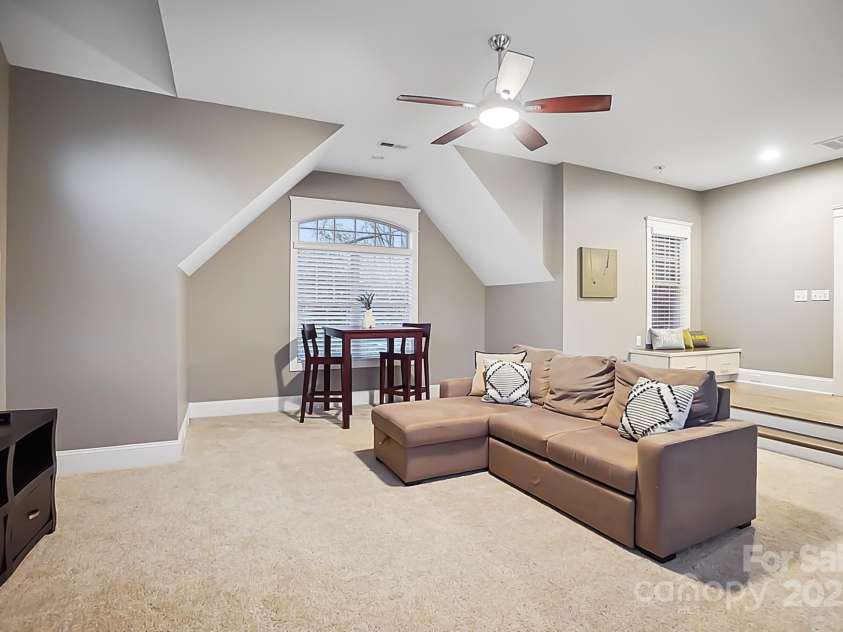 2305 Flintwood Lane, Charlotte, NC 28226.  MLS# CAR4233731, YatesRealty ID 2065. 