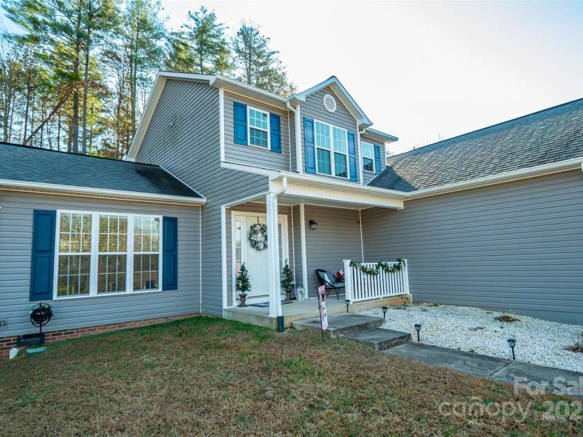 260 Forest Glen Way, Morganton, NC 28655.  MLS# CAR4322447, YatesRealty ID 2065. 
