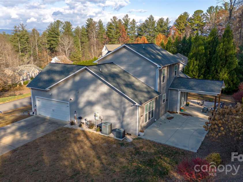 260 Forest Glen Way, Morganton, NC 28655.  MLS# CAR4322447, YatesRealty ID 2065. 