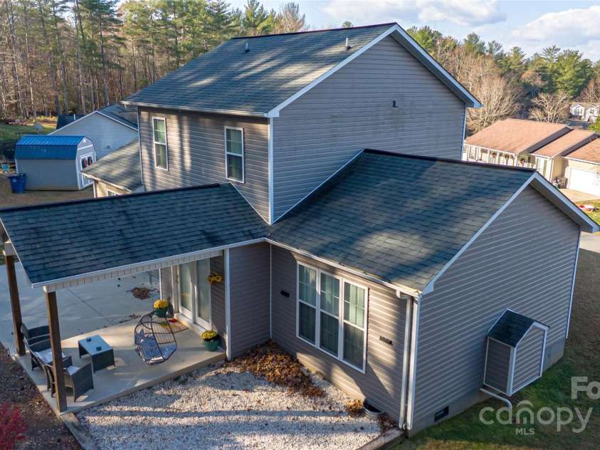 260 Forest Glen Way, Morganton, NC 28655.  MLS# CAR4322447, YatesRealty ID 2065. 