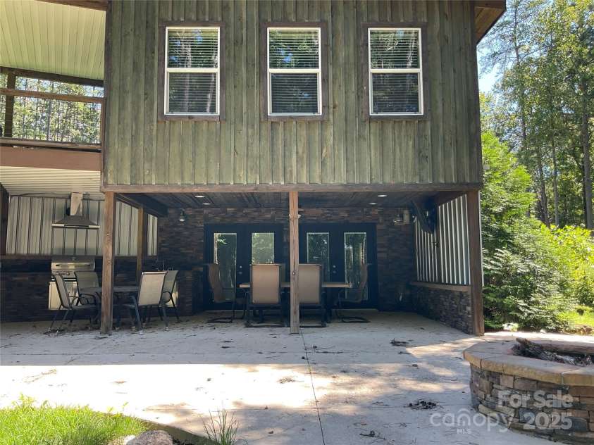 676 Port Bass Drive, Fair Play, SC 29643.  MLS# CAR4247784, YatesRealty ID 20650. 