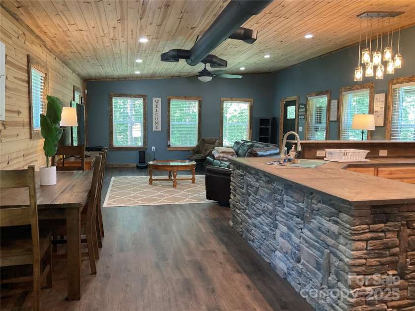 676 Port Bass Drive, Fair Play, SC 29643.  MLS# CAR4247784, YatesRealty ID 20650. 