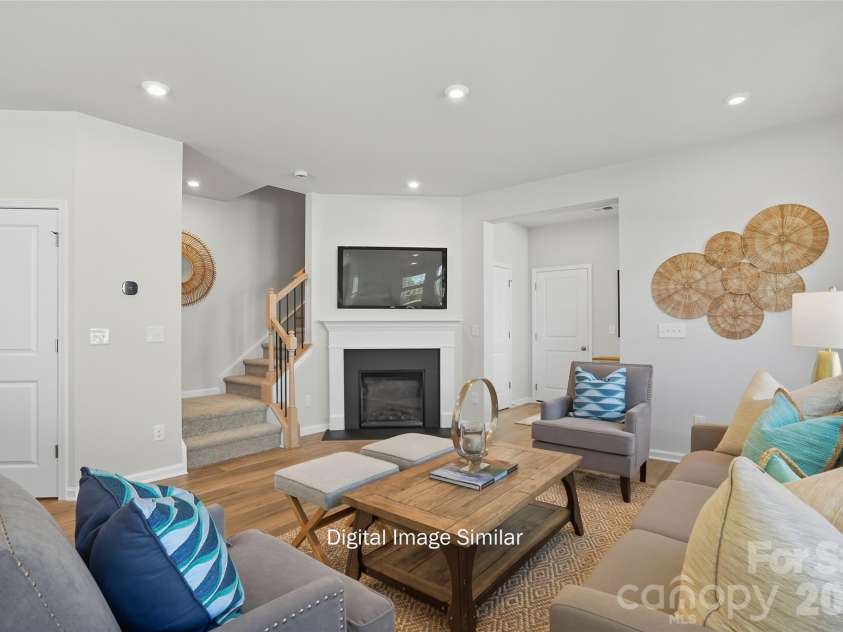7527 Hodges Meadow Lane, Charlotte, NC 28213.  MLS# CAR4380504, YatesRealty ID 20650. 