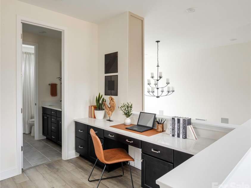 1008 Cobalt Drive, Tega Cay, SC 29708.  MLS# CAR4380537, YatesRealty ID 20653. Desk nook