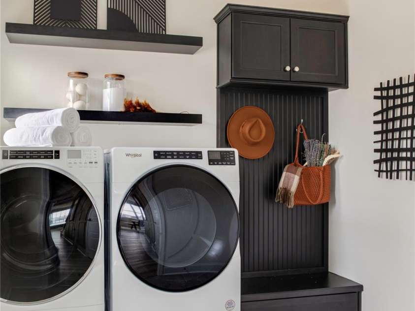 1008 Cobalt Drive, Tega Cay, SC 29708.  MLS# CAR4380537, YatesRealty ID 20653. Laundry