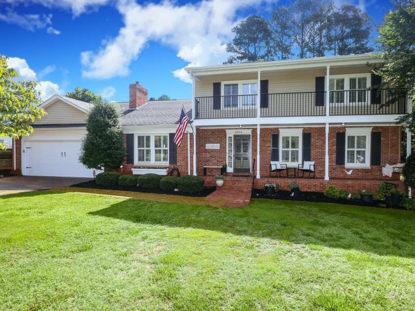 3604 Golfview Drive, Gastonia, NC 28056.  MLS# CAR4269385, YatesRealty ID 20653. 