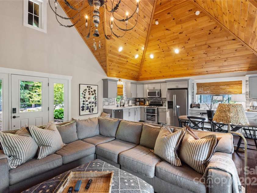 75 Indigo Bunting Court, Tuckasegee, NC 28783.  MLS# CAR4264304, YatesRealty ID 20654. 