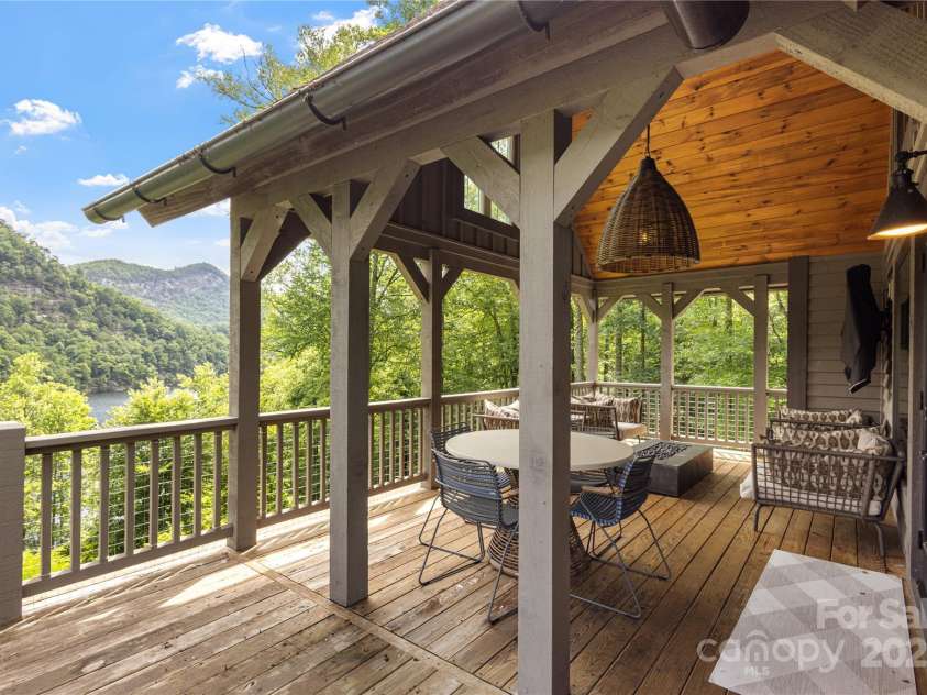 75 Indigo Bunting Court, Tuckasegee, NC 28783.  MLS# CAR4264304, YatesRealty ID 20654. 