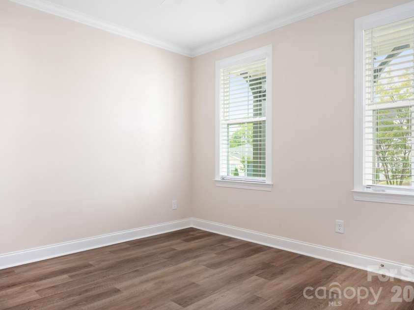 6164 Pier Drive, Denver, NC 28037.  MLS# CAR4378181, YatesRealty ID 20655. 