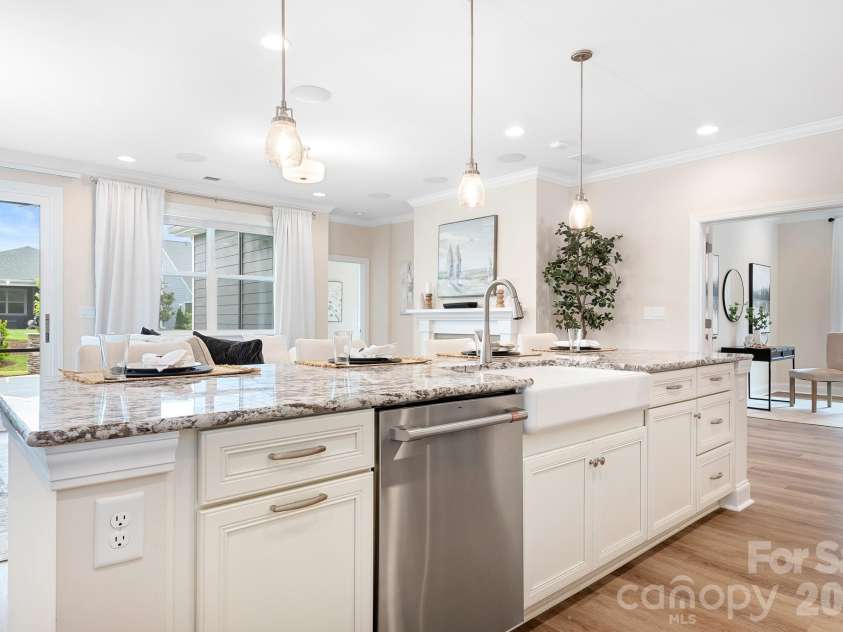 6164 Pier Drive, Denver, NC 28037.  MLS# CAR4378181, YatesRealty ID 20655. 