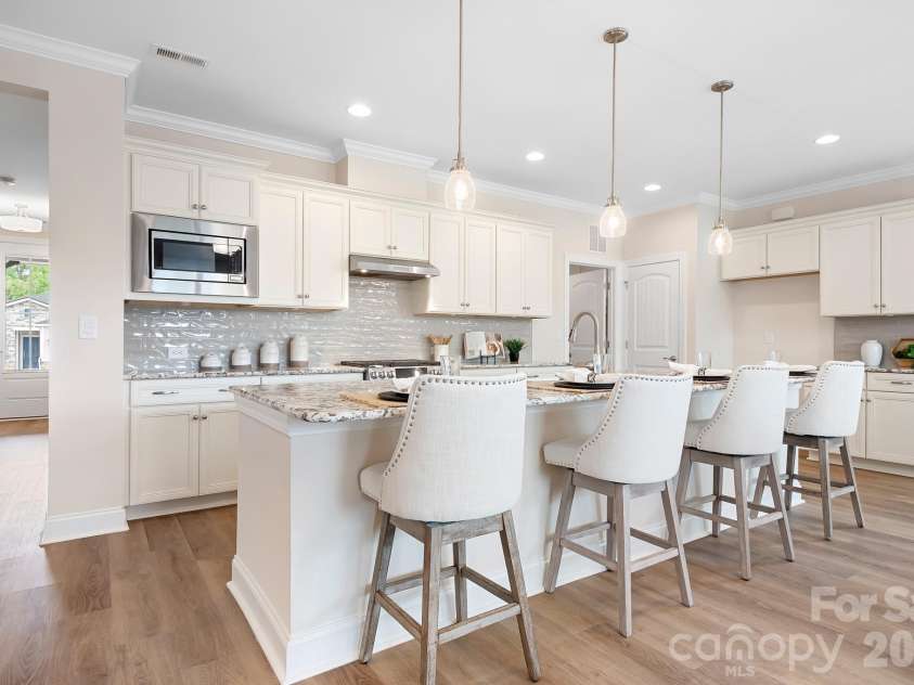 6164 Pier Drive, Denver, NC 28037.  MLS# CAR4378181, YatesRealty ID 20655. 