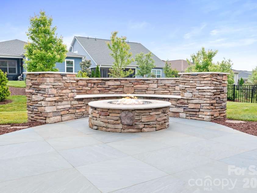 6164 Pier Drive, Denver, NC 28037.  MLS# CAR4378181, YatesRealty ID 20655. 