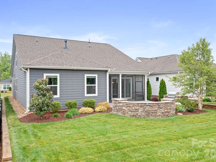 6164 Pier Drive, Denver, NC 28037.  MLS# CAR4378181, YatesRealty ID 20655. 