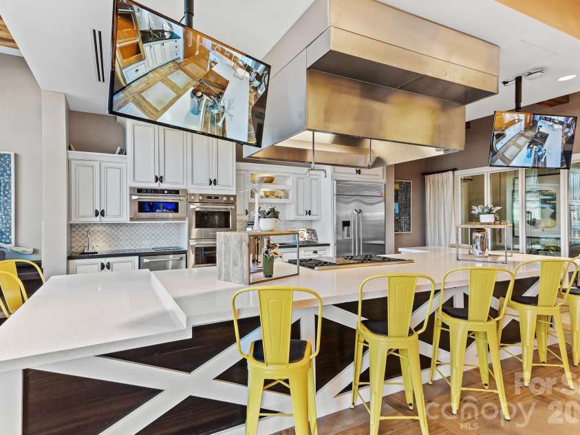 6164 Pier Drive, Denver, NC 28037.  MLS# CAR4378181, YatesRealty ID 20655. 