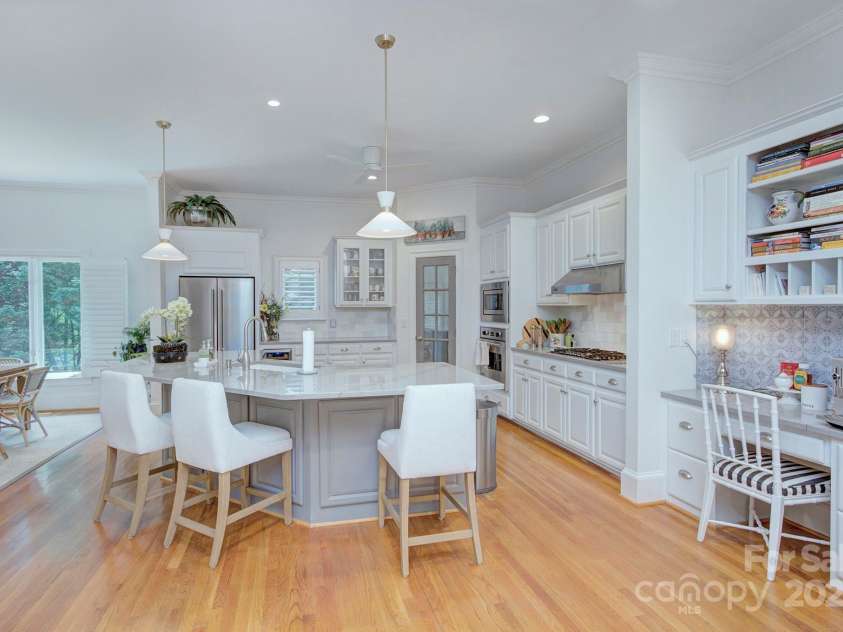 4323 Rosecliff Drive, Charlotte, NC 28277.  MLS# CAR4263689, YatesRealty ID 20656. 