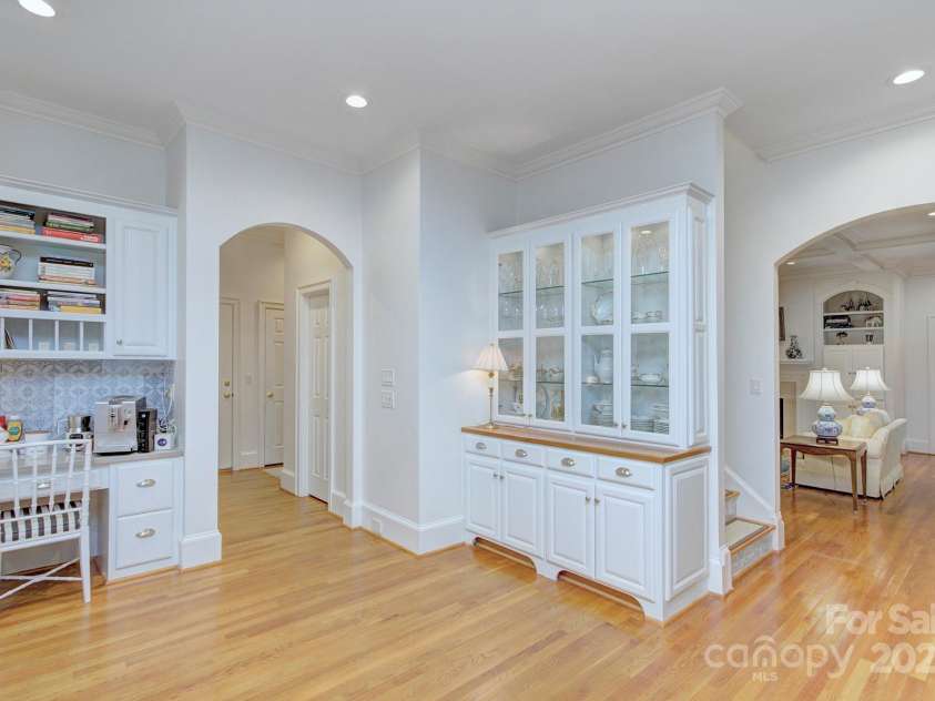 4323 Rosecliff Drive, Charlotte, NC 28277.  MLS# CAR4263689, YatesRealty ID 20656. 
