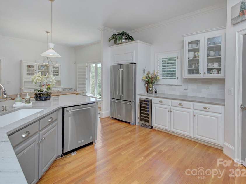 4323 Rosecliff Drive, Charlotte, NC 28277.  MLS# CAR4263689, YatesRealty ID 20656. 