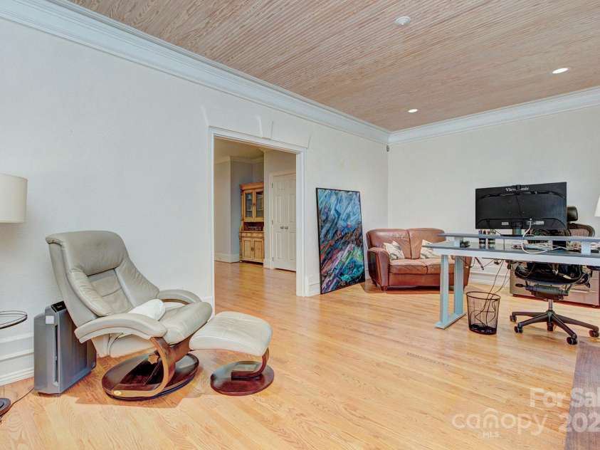4323 Rosecliff Drive, Charlotte, NC 28277.  MLS# CAR4263689, YatesRealty ID 20656. 