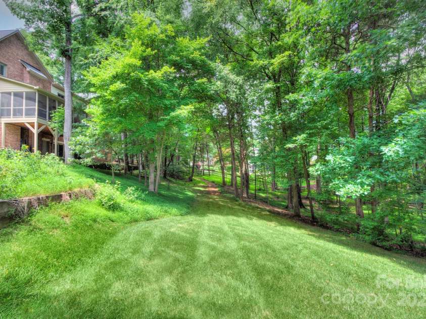 4323 Rosecliff Drive, Charlotte, NC 28277.  MLS# CAR4263689, YatesRealty ID 20656. 