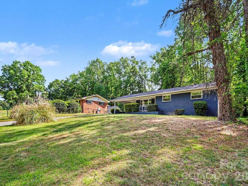 676 Sedgefield Street, Concord, NC 28025.  MLS# CAR4378121, YatesRealty ID 20657. 