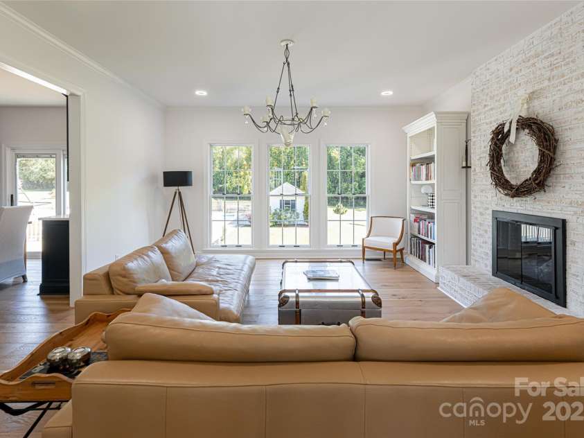 55 Foster Estate Drive, Asheville, NC 28806.  MLS# CAR4264382, YatesRealty ID 20659. 