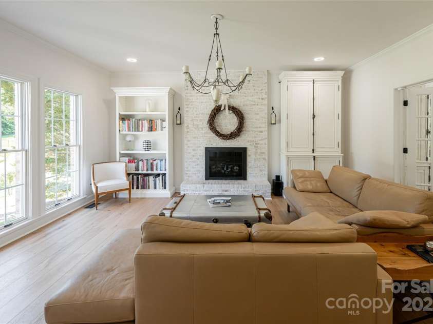 55 Foster Estate Drive, Asheville, NC 28806.  MLS# CAR4264382, YatesRealty ID 20659. 