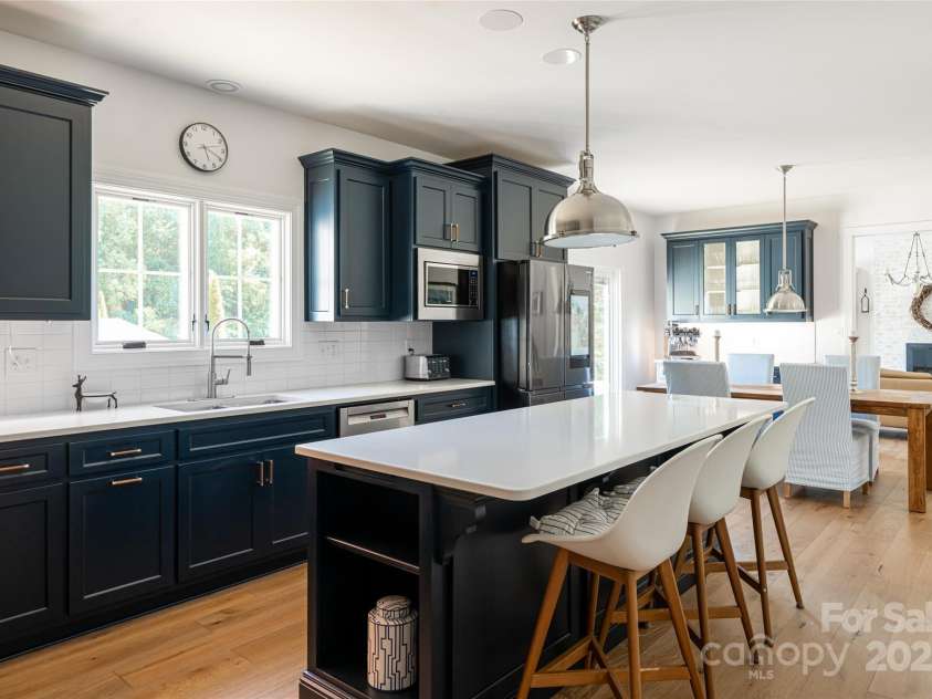 55 Foster Estate Drive, Asheville, NC 28806.  MLS# CAR4264382, YatesRealty ID 20659. 