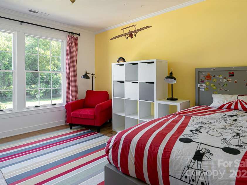55 Foster Estate Drive, Asheville, NC 28806.  MLS# CAR4264382, YatesRealty ID 20659. 