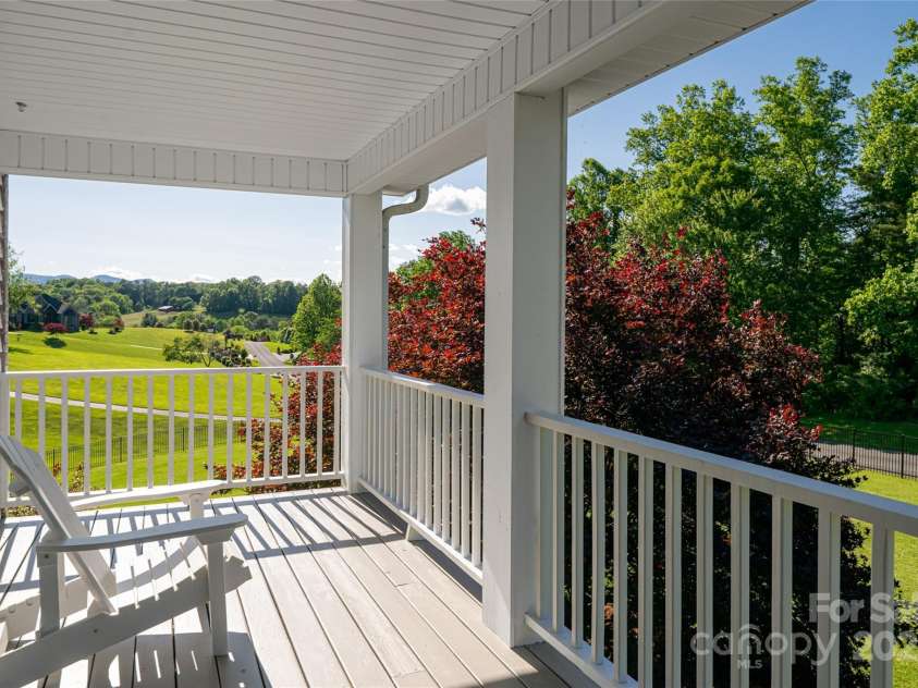 55 Foster Estate Drive, Asheville, NC 28806.  MLS# CAR4264382, YatesRealty ID 20659. 