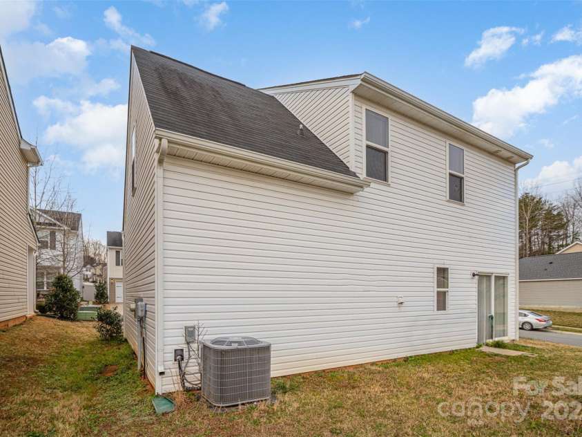 8203 Gabon Court, Charlotte, NC 28215.  MLS# CAR4233893, YatesRealty ID 2066. 