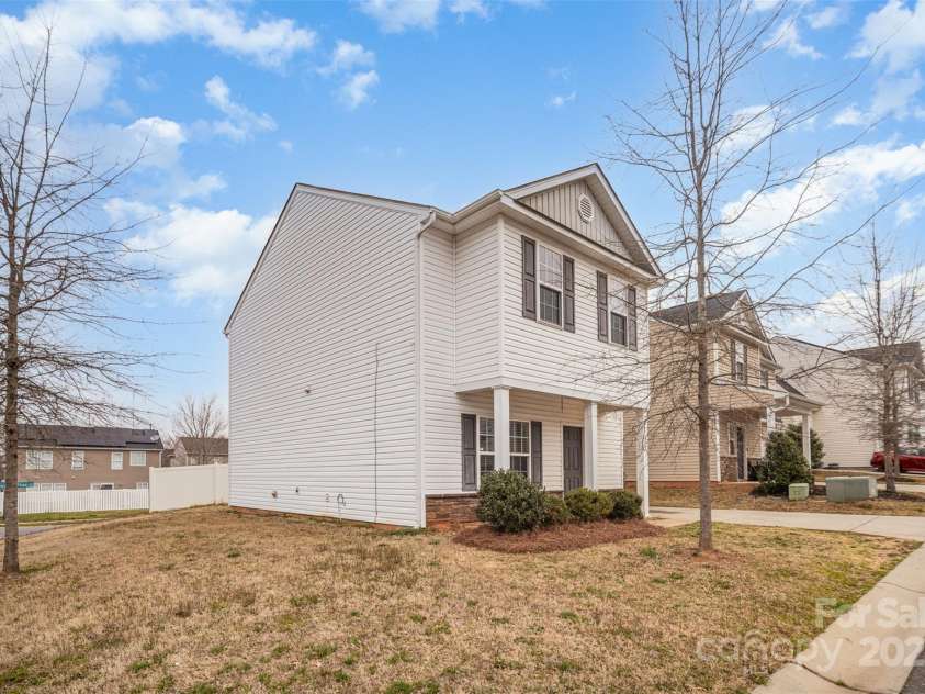 8203 Gabon Court, Charlotte, NC 28215.  MLS# CAR4233893, YatesRealty ID 2066. 