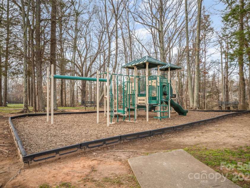8203 Gabon Court, Charlotte, NC 28215.  MLS# CAR4233893, YatesRealty ID 2066. Kingstree Playground