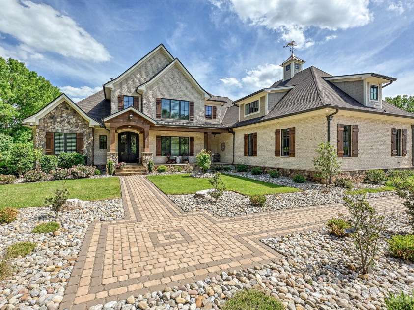 1430 Rosehill Drive, Waxhaw, NC 28173.  MLS# CAR4380185, YatesRealty ID 20660. Front