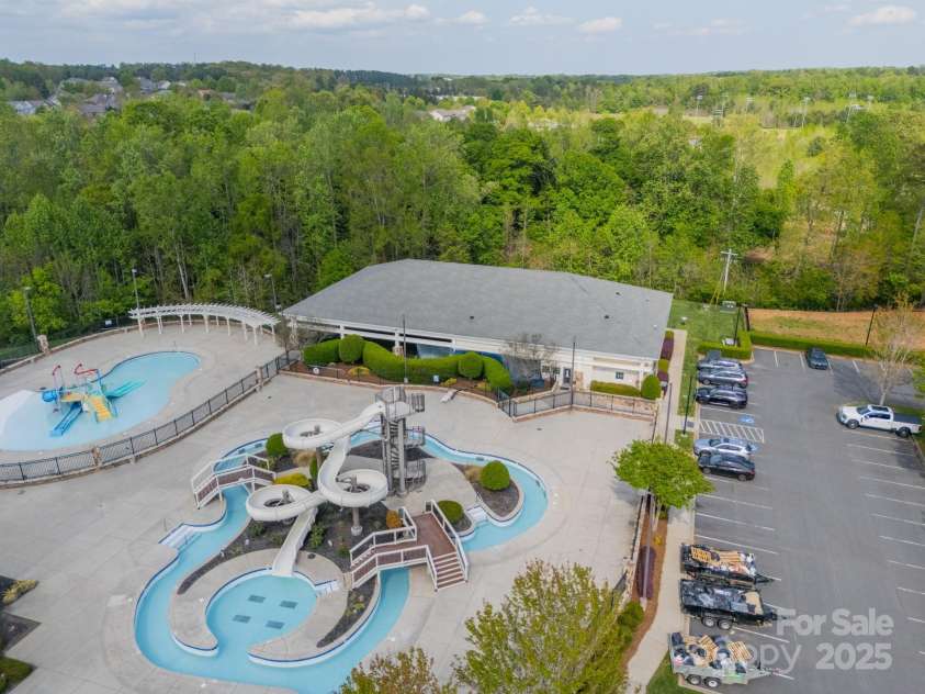 1005 Argentium Way, Waxhaw, NC 28173.  MLS# CAR4246143, YatesRealty ID 20662. Just one of Millbridge's many amenities!