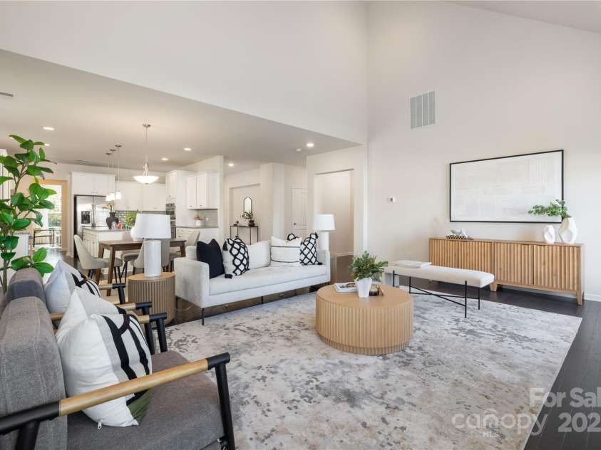 1005 Argentium Way, Waxhaw, NC 28173.  MLS# CAR4246143, YatesRealty ID 20662. Vaulted living area