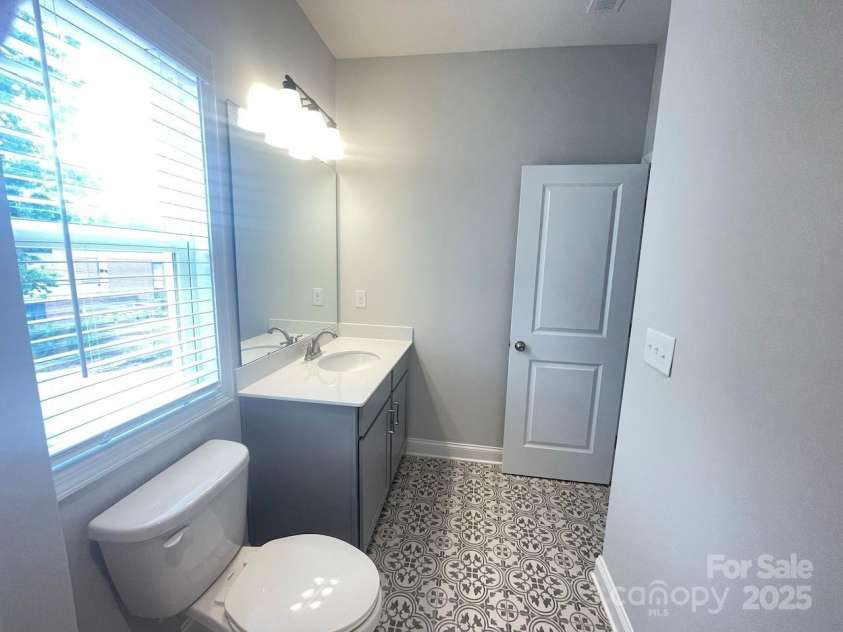 266 Gilead Road, Huntersville, NC 28078.  MLS# CAR4216063, YatesRealty ID 20663. Full Bath 2-Kincaid II
