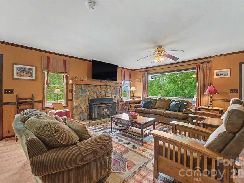 1413 Kitchens Branch Road, Sylva, NC 28779.  MLS# CAR4375274, YatesRealty ID 20664. 