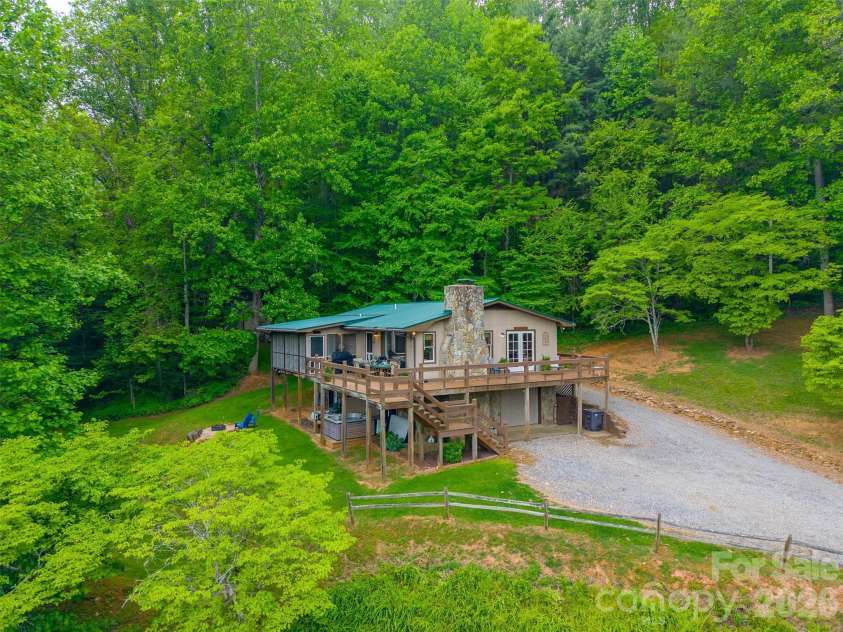 1413 Kitchens Branch Road, Sylva, NC 28779.  MLS# CAR4375274, YatesRealty ID 20664. 