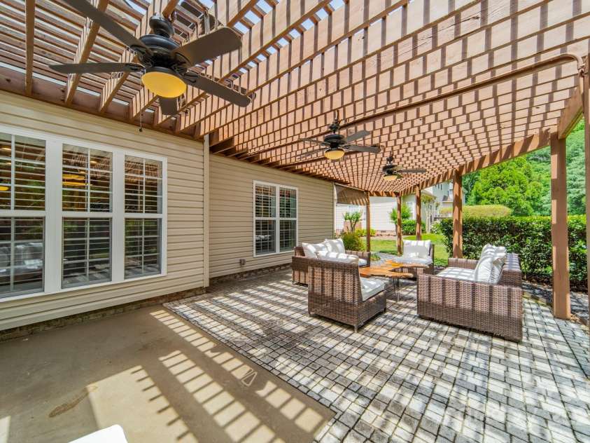 12039 Lawings Corner Drive, Huntersville, NC 28078.  MLS# CAR4256636, YatesRealty ID 20665. Back patio & Pergola